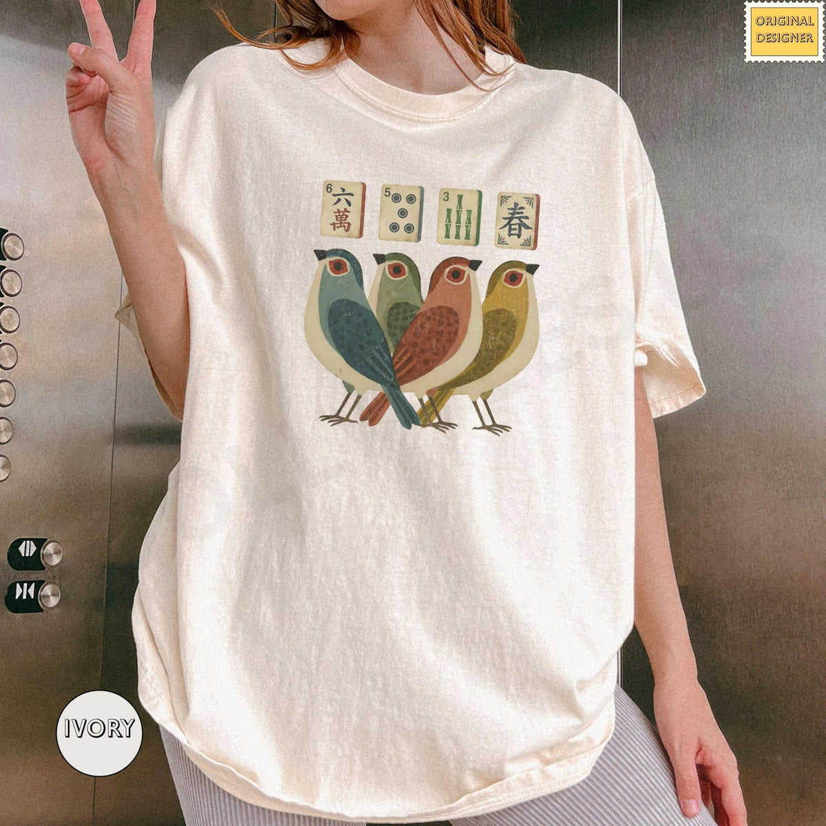 Comfort ColorsRetro Bird Bam Tile T-Shirt，Mahjong Lover Gift